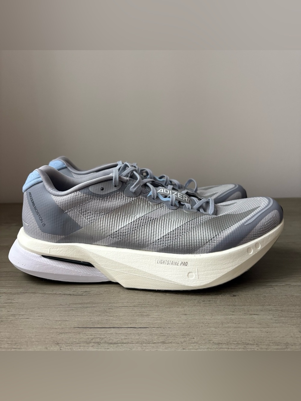 Adidas Adizero Boston 13 Women’s Running Shoes Halo Silver Size 9.5 JS4949
